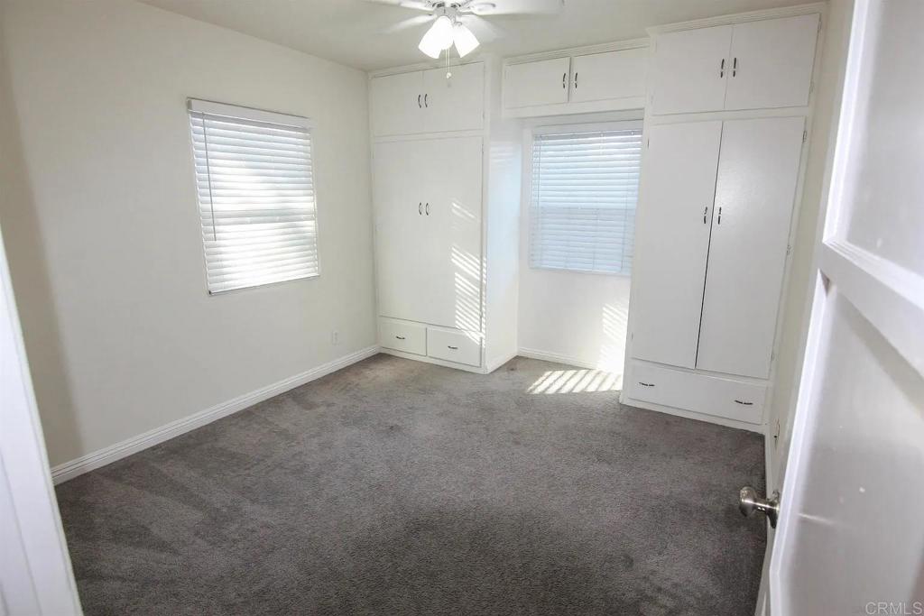 3875 Grandview