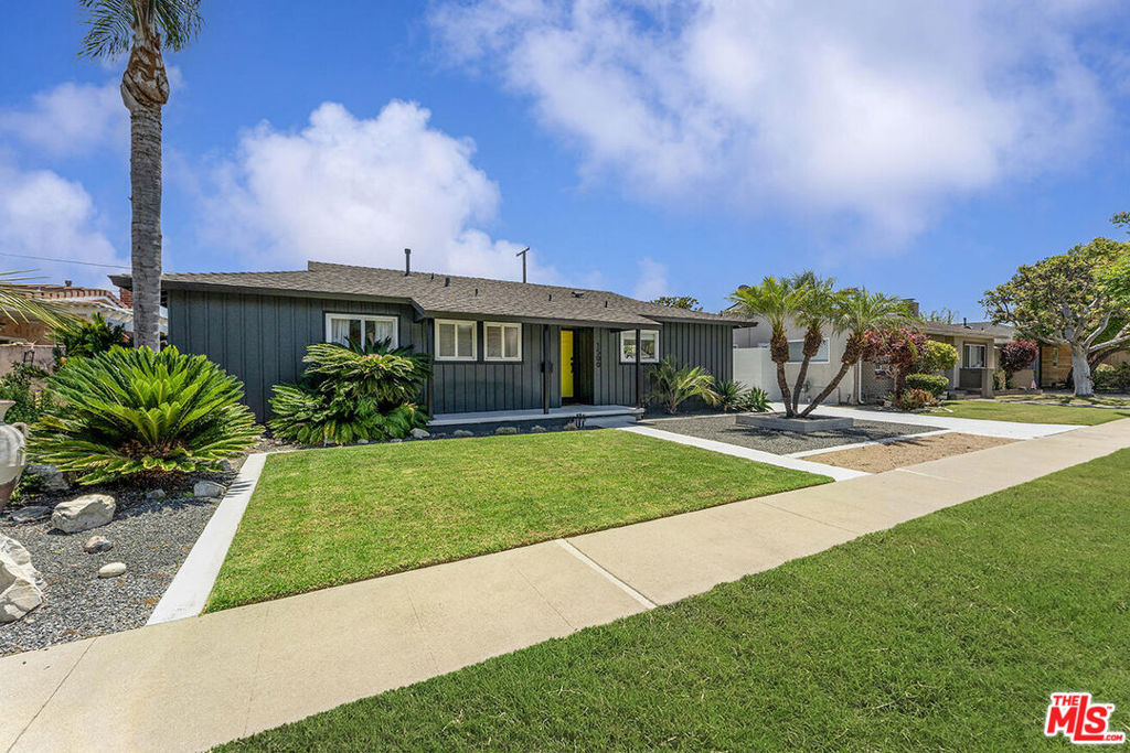 1500 Hackett Avenue