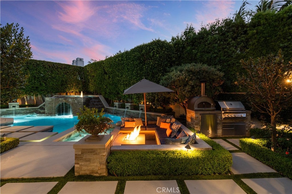 5 Cape Woodbury