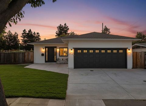 Photo of 1226 Oak Creek Way, Sunnyvale, CA 94089 (MLS # ML82048209)