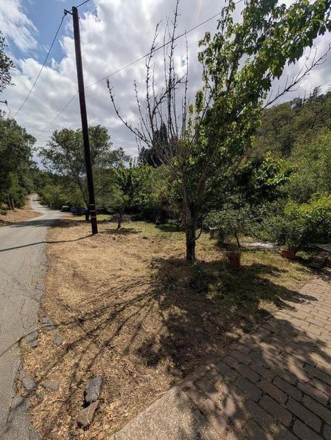 Photo of Santa Cruz, CA 95065 (MLS # ML82045481)