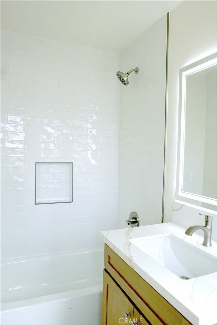 Golden Hill - Residential Lease