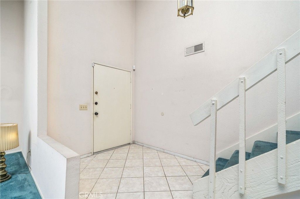 Photo of 1432 Purdue St, Upland, CA 91786 (MLS # CV26052639)