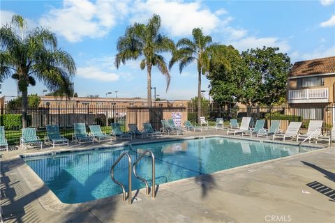 Tiny photo for 4956 Pearce Drive, Huntington Beach, CA 92649 (MLS # OC26049331)