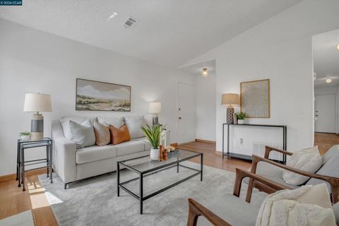 Photo of 351 Filbert Ct Ct, Oakley, CA 94561 (MLS # 41132254)