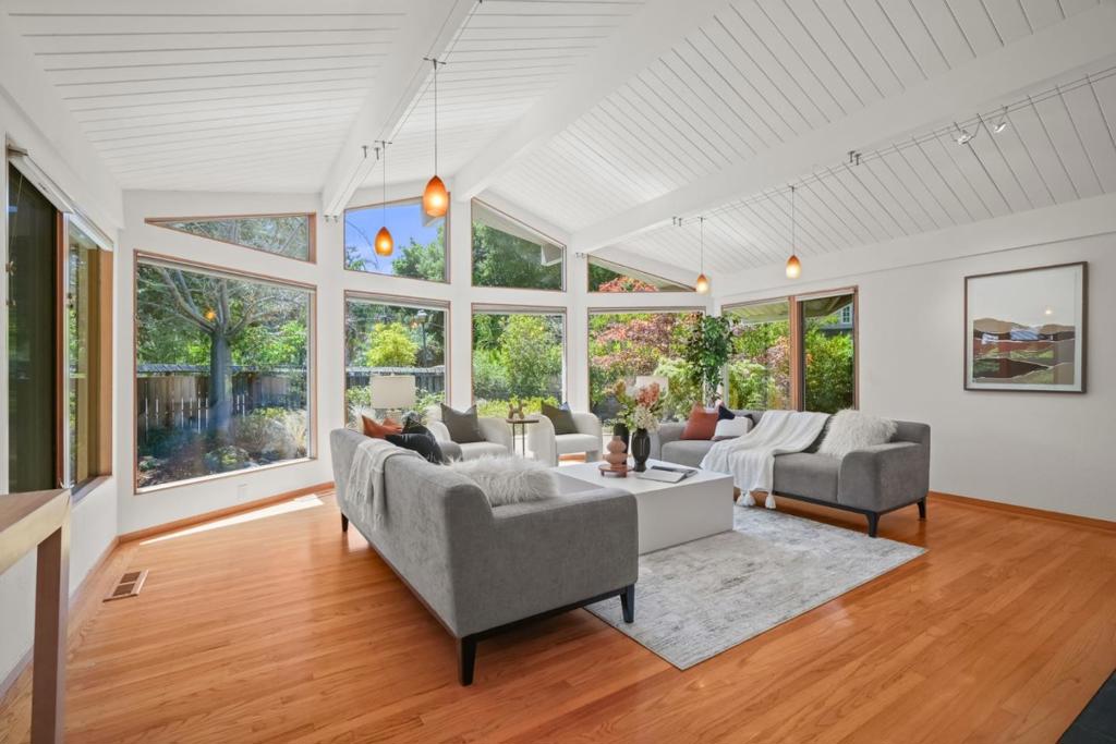 89 Fair Oaks Lane
