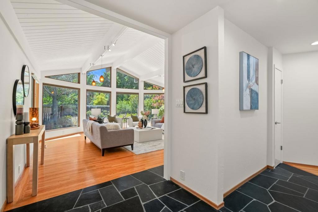 89 Fair Oaks Lane