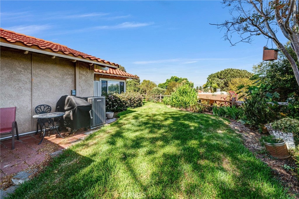 3050 Via Serena S B