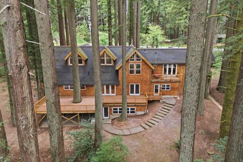 Photo of Woodside, CA 94062 (MLS # ML82041075)