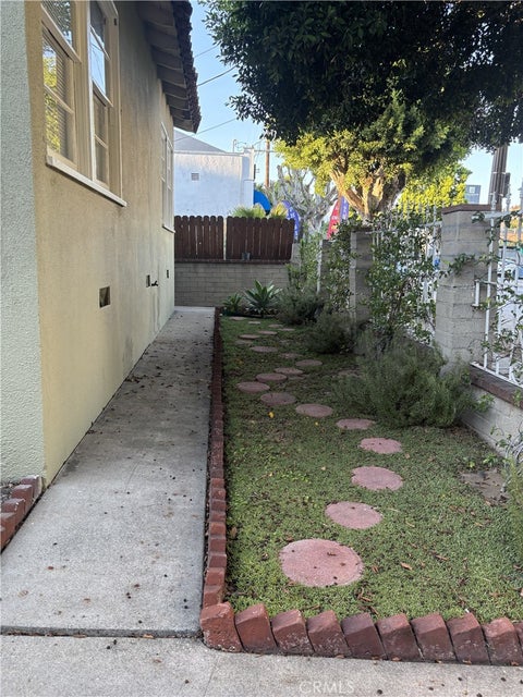 Photo of 4131 Verdugo Rd RD, Los Angeles, CA 90065 (MLS # DW26199731)