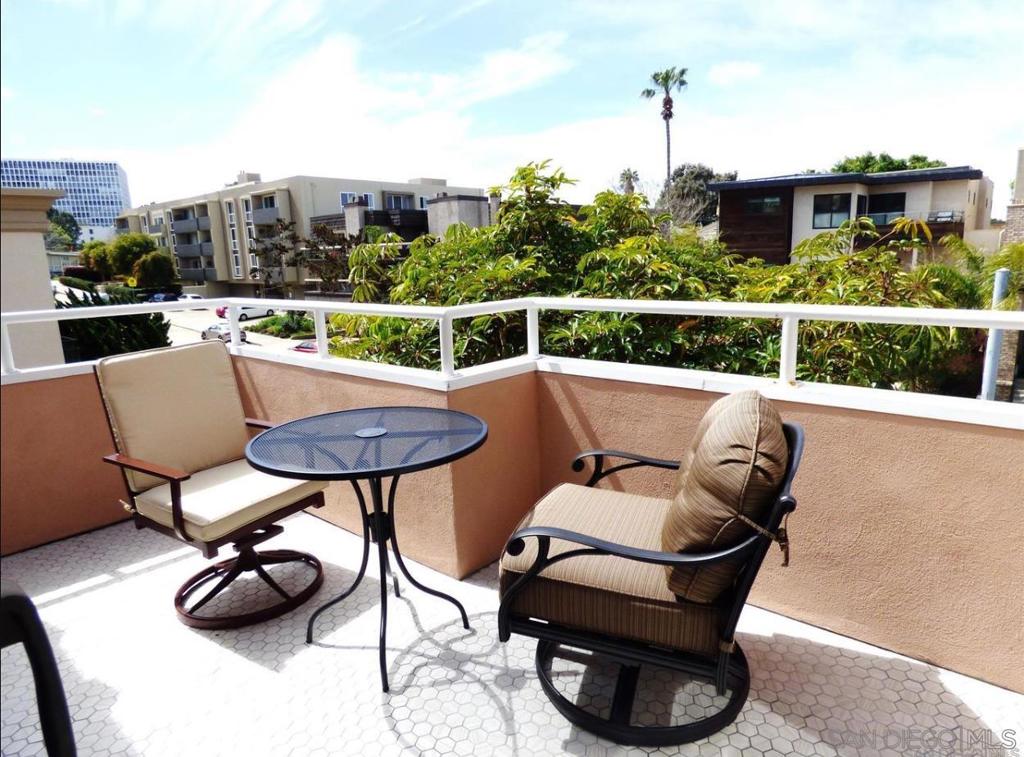 La Jolla - Residential Lease
