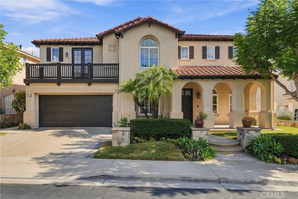 16 Groveside