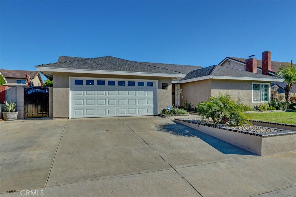 Photo of 16082 Cache St, Fountain Valley, CA 92708 (MLS # OC25271984)