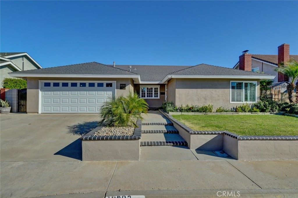 Photo of 16082 Cache St, Fountain Valley, CA 92708 (MLS # OC25271984)