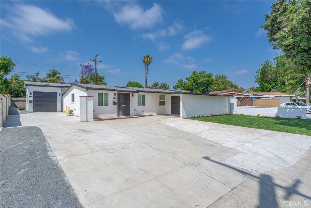 12391 Lampson Avenue