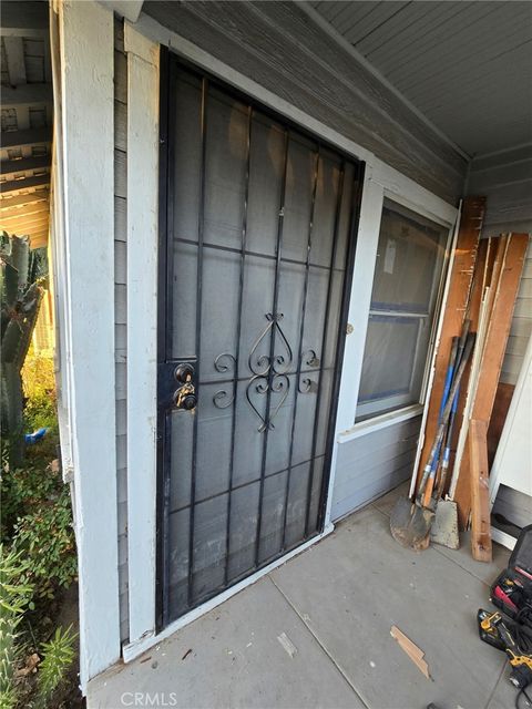 Photo of 154 N 1ST, Banning, CA 92220 (MLS # IG26066459)