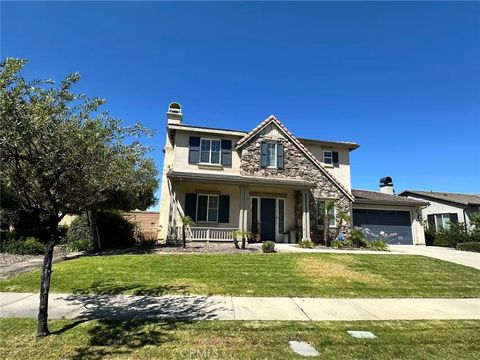 Photo of 22276 Silverpointe Loop, Corona, CA 92883 (MLS # OC26117807)