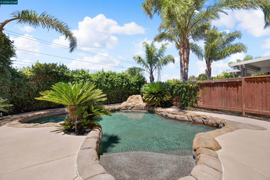 2651 Ranchwood Dr