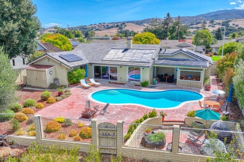 Photo of 22305 Davenrich Street, Salinas, CA 93908 (MLS # ML82061112)