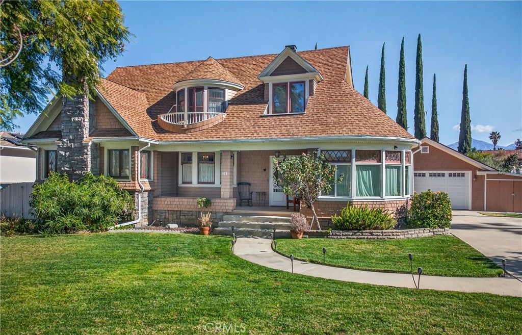 Photo of 171 Bellevue Ave, Redlands, CA 92373 (MLS # IG26034404)