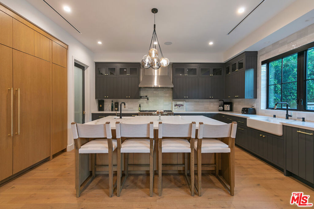 Properties 3 4261 Denny Avenue