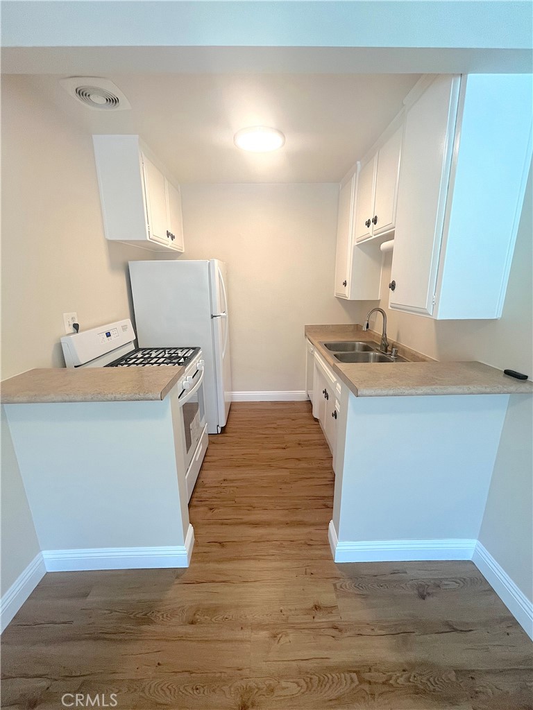 / - Residential Lease