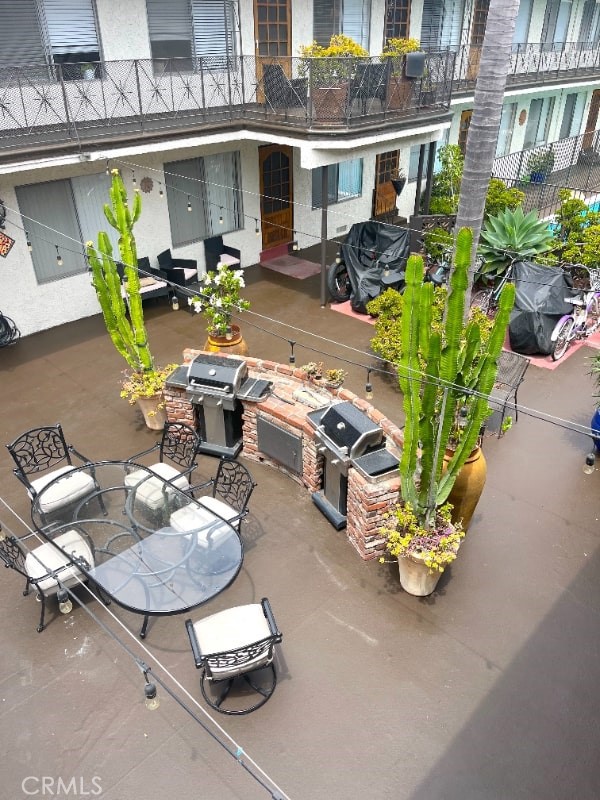 / - Residential Lease