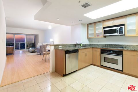 Photo of 13700 Marina Pointe Drive #1209, Marina Del Rey, CA 90292 (MLS # 26661993)