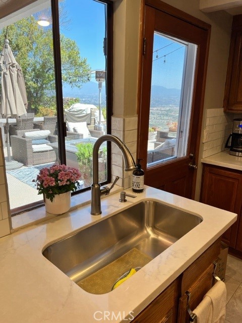 Top Of The World (TOW) - Residential Lease