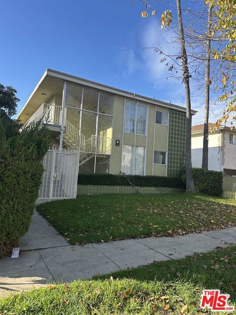 Photo of 1441 S Hayworth Avenue #8, Los Angeles, CA 90035 (MLS # 25621235)