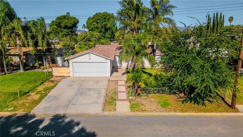 17232 Ceres Fontana CA 92335