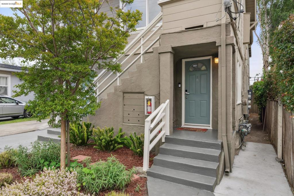 SOUTH BERKELEY - Residential