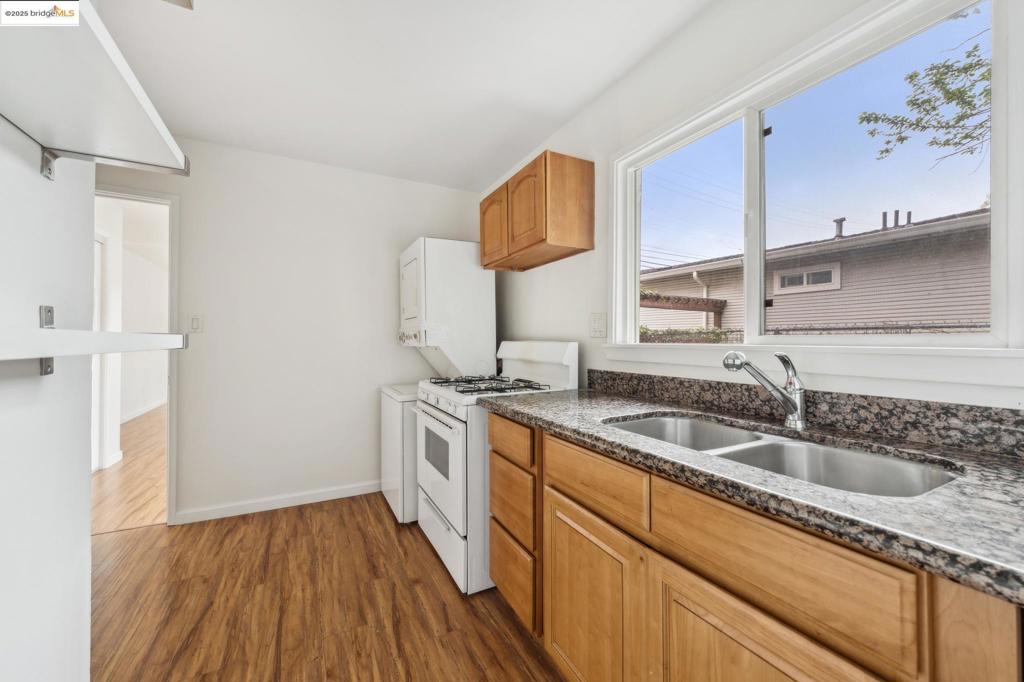 SOUTH BERKELEY - Residential