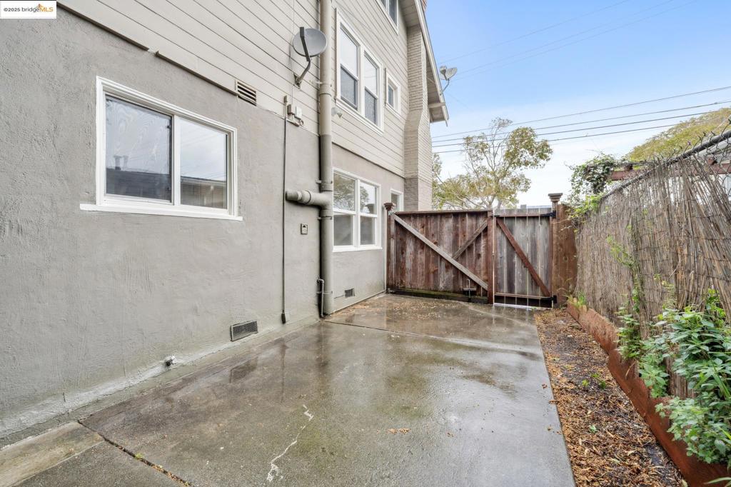 SOUTH BERKELEY - Residential