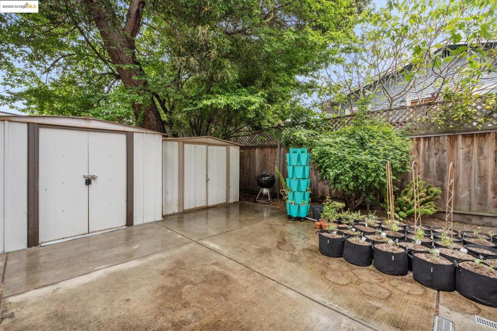 SOUTH BERKELEY - Residential