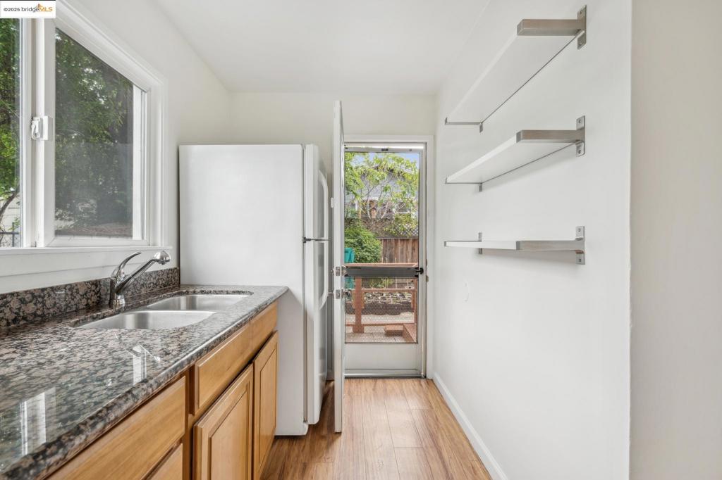 SOUTH BERKELEY - Residential