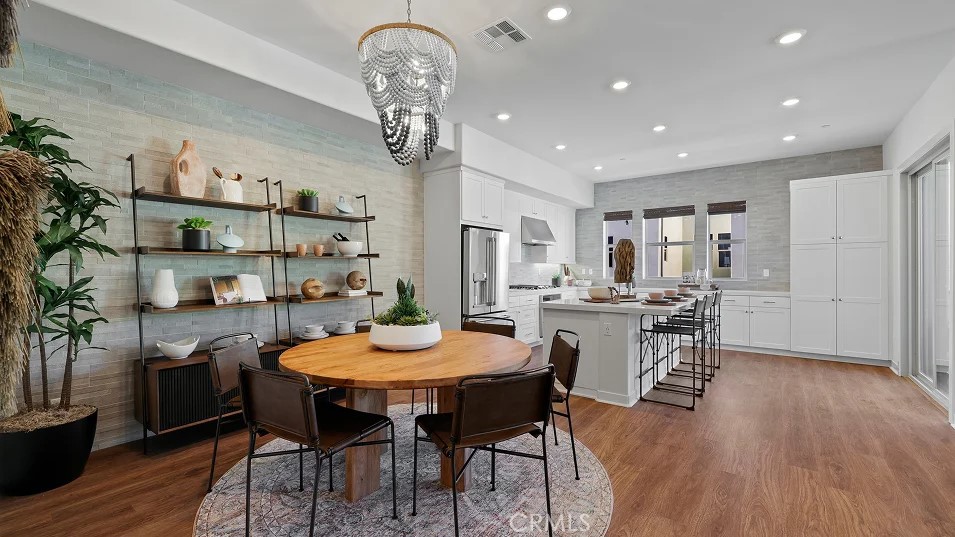 Crest at Metro Heights - Residential