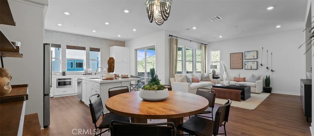 Crest at Metro Heights - Residential