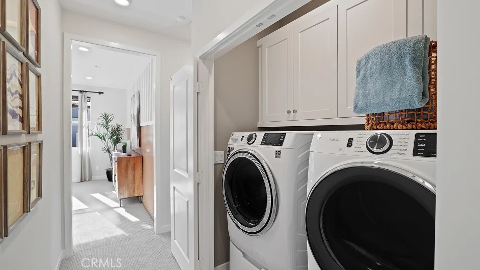 Crest at Metro Heights - Residential