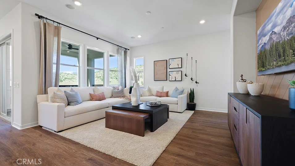 Crest at Metro Heights - Residential