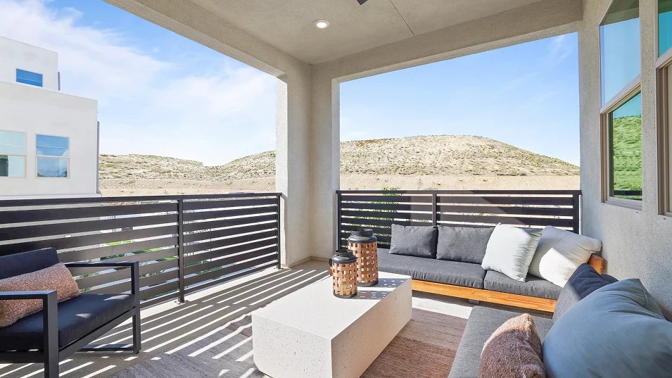 Crest at Metro Heights - Residential