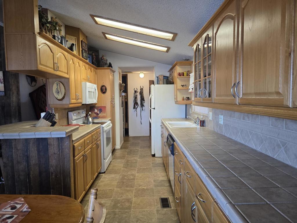 10595 Hot Mineral Spa Road 228