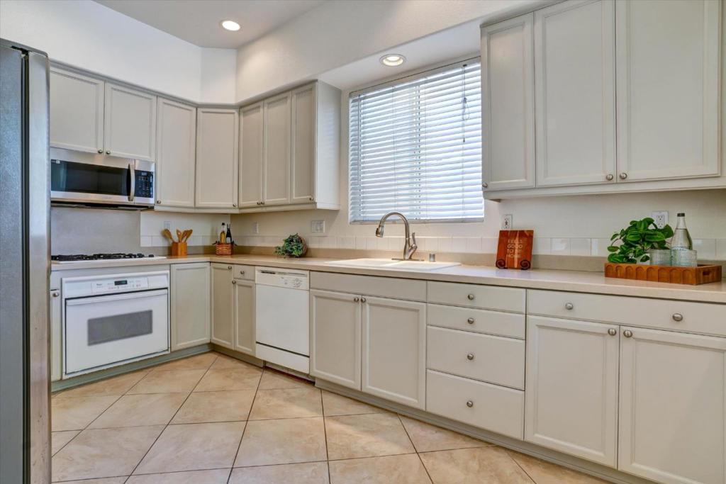 898 Revelation Place