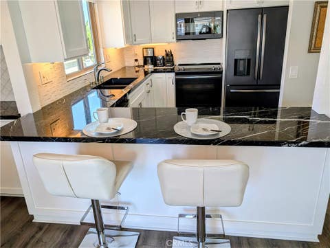 Tiny photo for 3554 Sunset LN, Oxnard, CA 93035 (MLS # SR26102925)