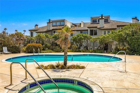 Tiny photo for 3554 Sunset LN, Oxnard, CA 93035 (MLS # SR26102925)