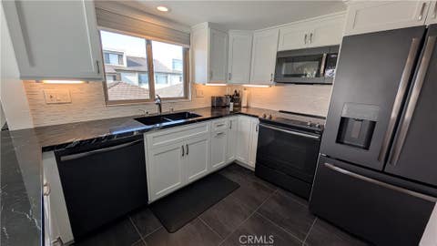 Tiny photo for 3554 Sunset LN, Oxnard, CA 93035 (MLS # SR26102925)