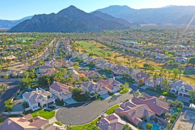 La Quinta Fairways - Residential