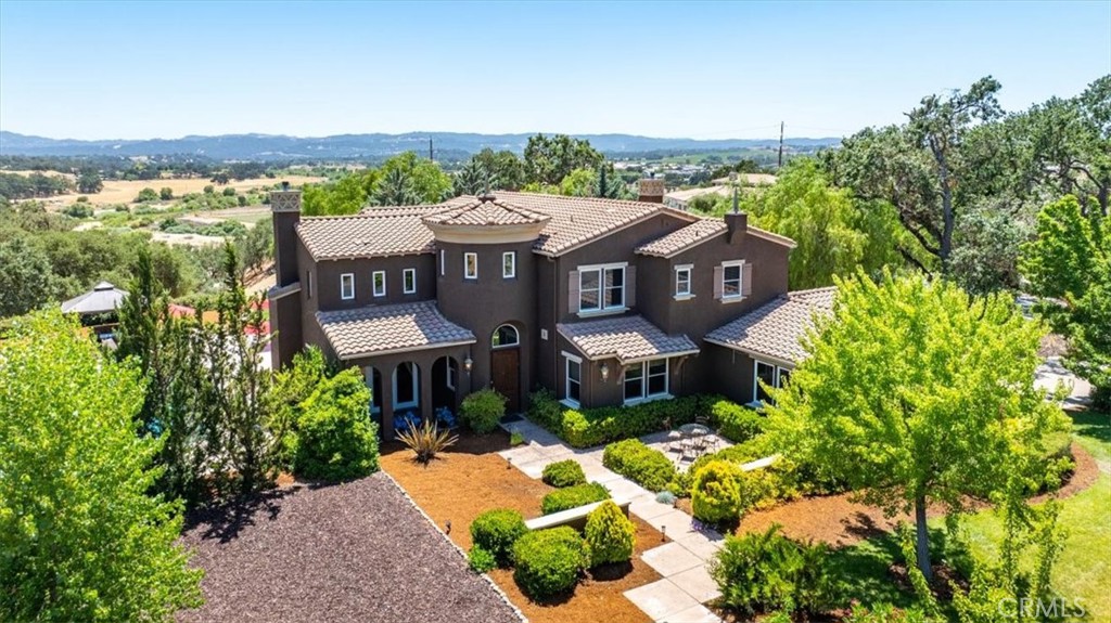 PROPERTIES 2191 Lake Ysabel Road