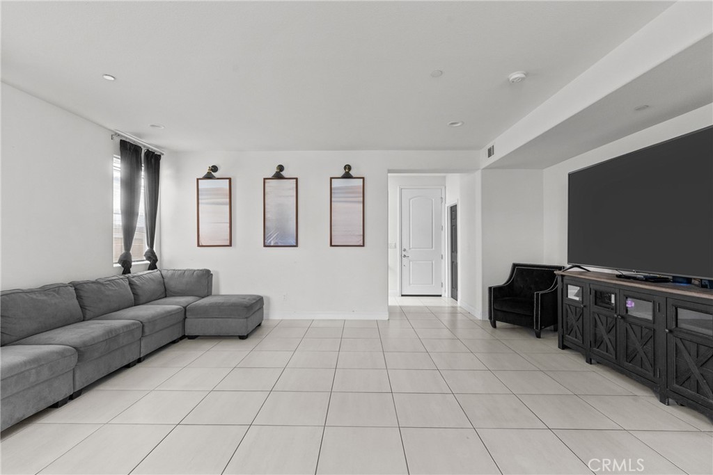 Guadalupe/Casmalia(850) - Residential