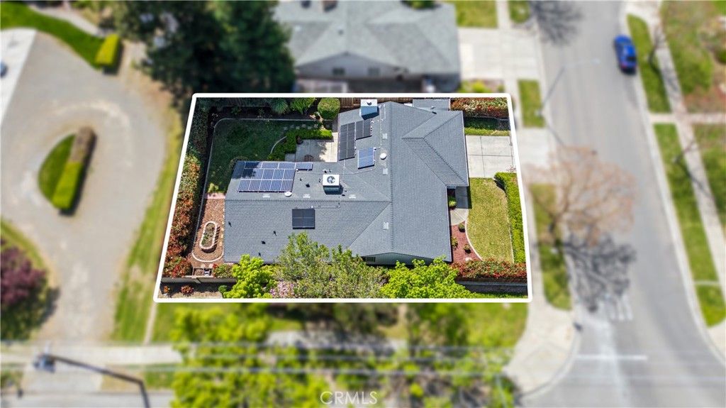 listing image 130723697615318856483
